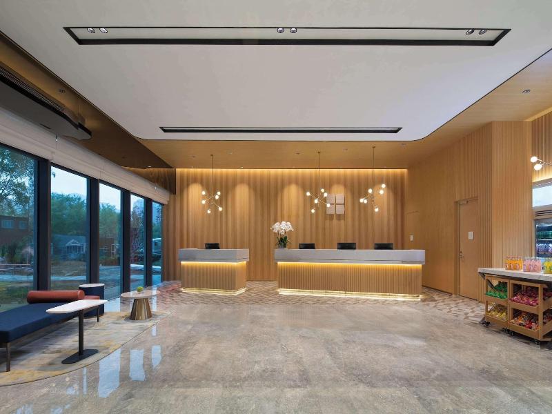 Hilton Garden Inn Beijing Huaxiang Tiantan Hospi image