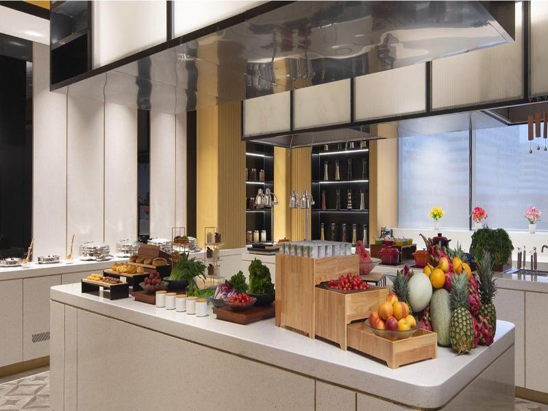 Hilton Garden Inn Beijing Huaxiang Tiantan Hospi image