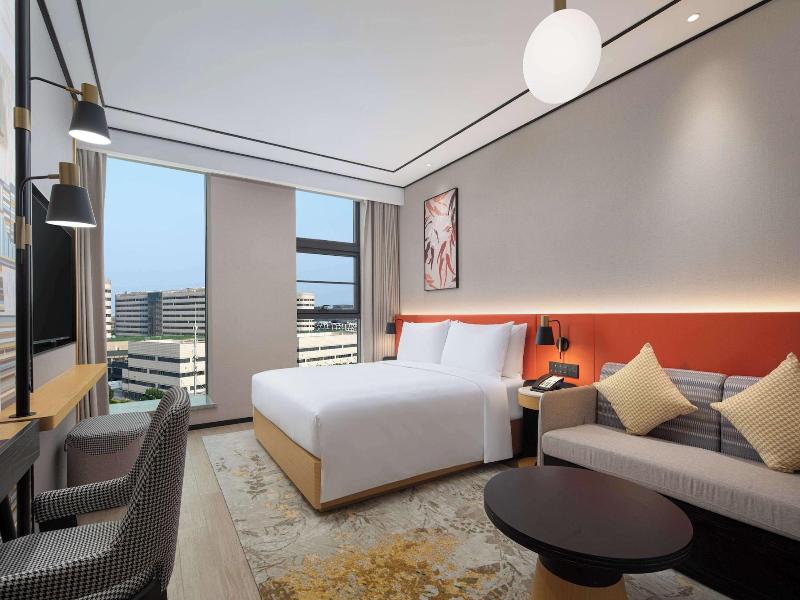 Hilton Garden Inn Beijing Huaxiang Tiantan Hospi image
