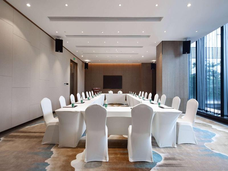 Wyndham Garden Shenzhen Longhua image