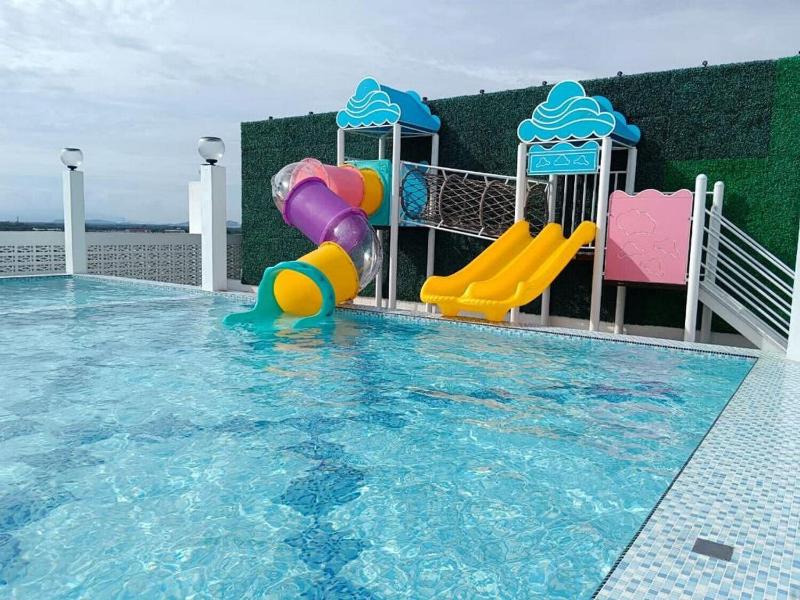 Sri Indar Hotel & Suites image