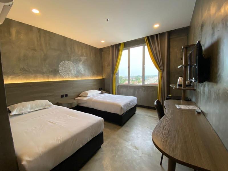 Sri Indar Hotel & Suites image