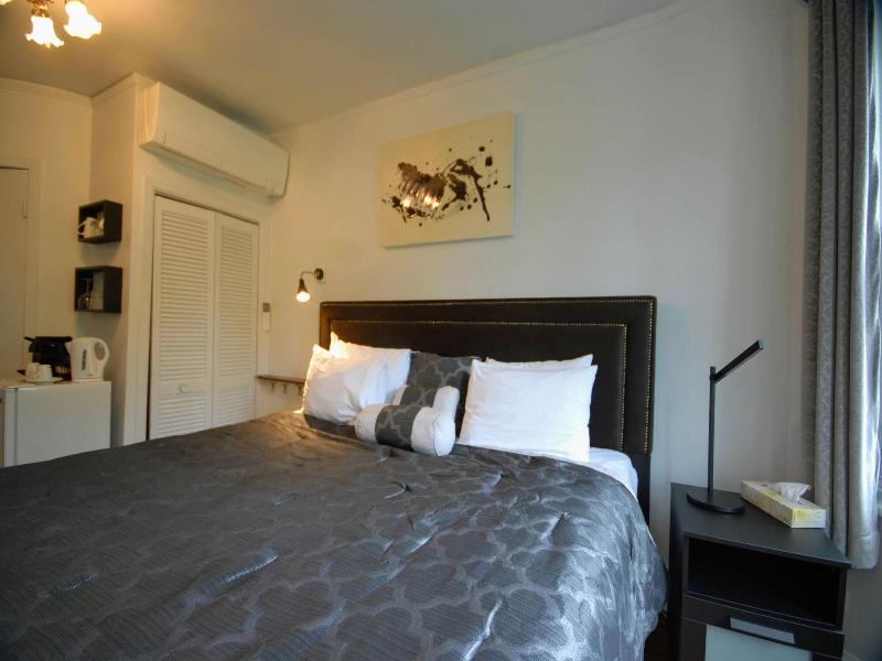 Manoir Sainte Geneviã¨ve image