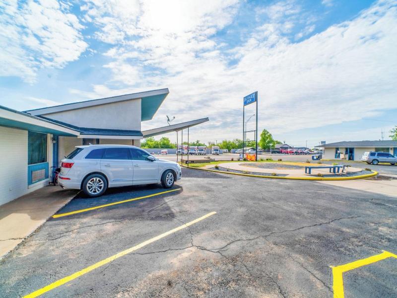 Budget Inn By Oyo Frederick Us 183 image