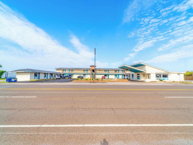Budget Inn By Oyo Frederick Us 183 image