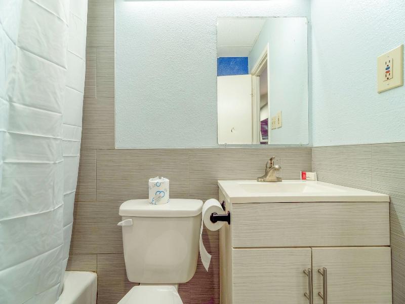 Budget Inn By Oyo Frederick Us 183 image