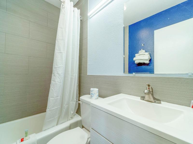 Budget Inn By Oyo Frederick Us 183 image