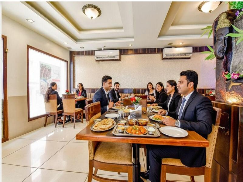 Fabhotel Shakti Palace image