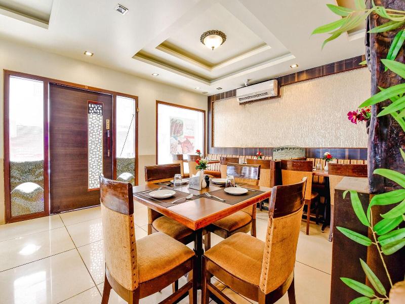 Fabhotel Shakti Palace image