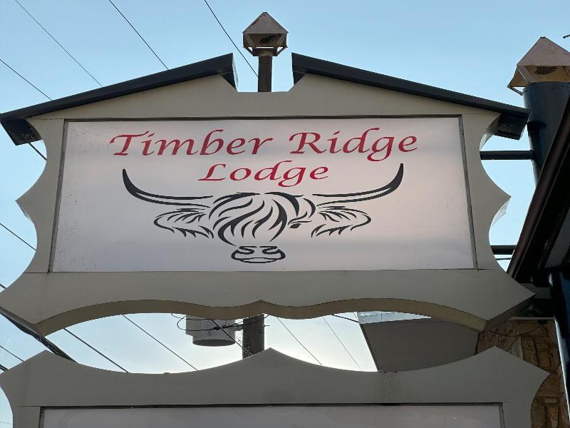 Timber Ridge Lodge - Walking Distance From Downt