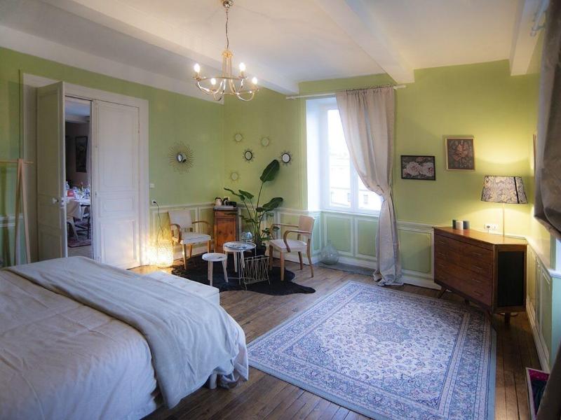 Villa Colombier image
