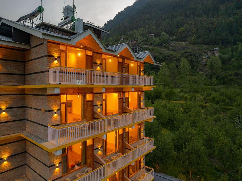 The Social Stays Manali image
