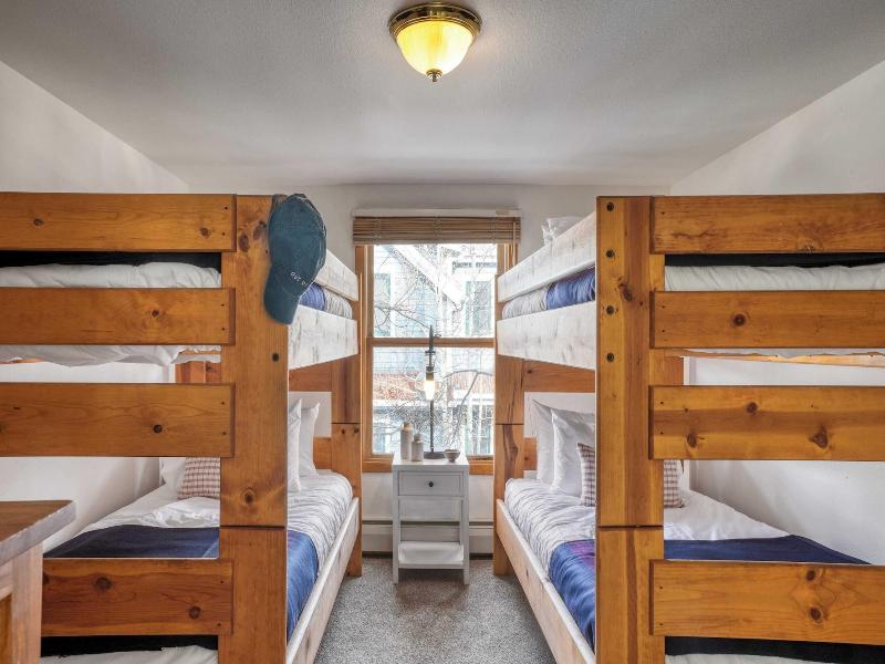 Holly By Avantstay In The Heart Of Breckenridge  image