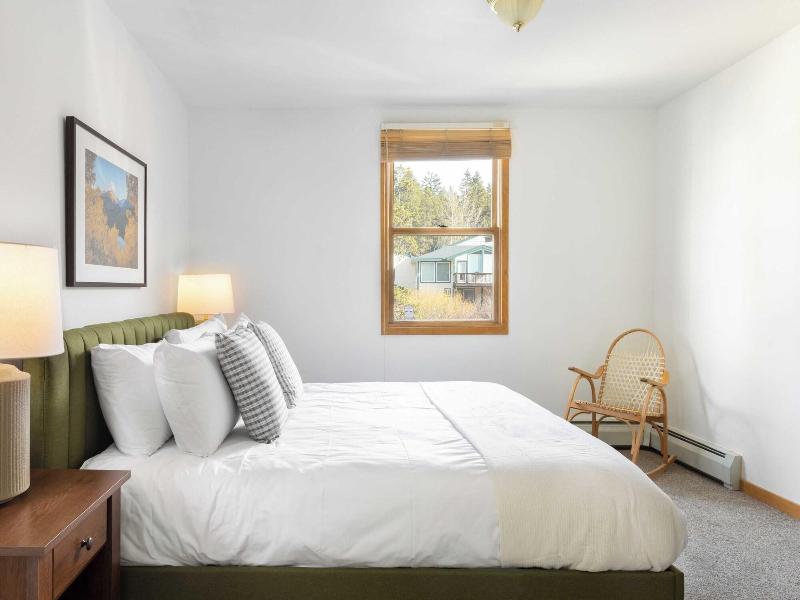 Holly By Avantstay In The Heart Of Breckenridge  image