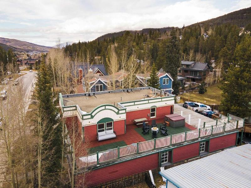 Holly By Avantstay In The Heart Of Breckenridge  image