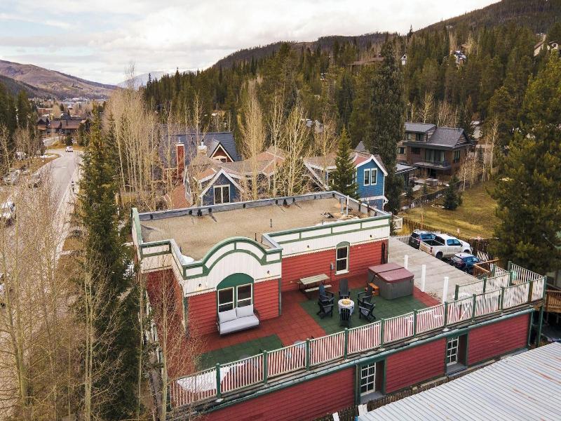 Holly By Avantstay In The Heart Of Breckenridge  image