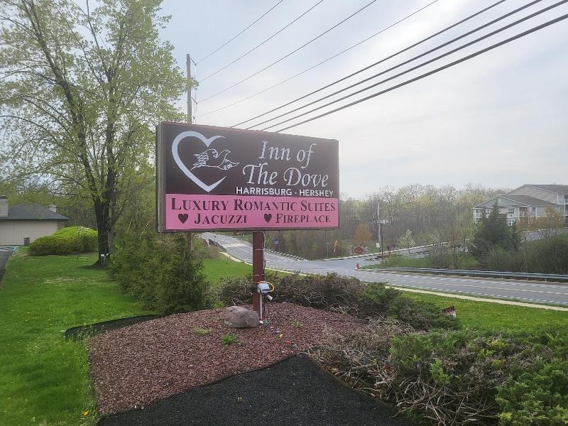Inn Of The Dove Harrisburg-hershey Romantic Suit image