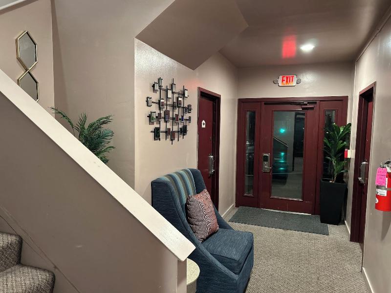 Inn Of The Dove Harrisburg-hershey Romantic Suit image