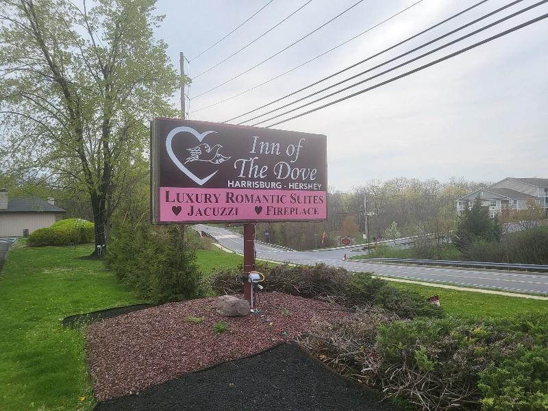 Inn Of The Dove Harrisburg-hershey Romantic Suit image