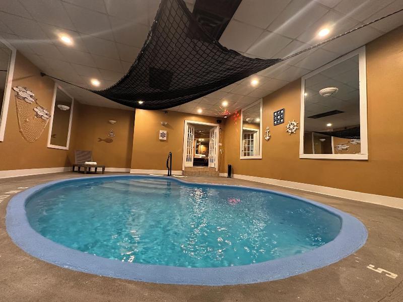 Inn Of The Dove Harrisburg-hershey Romantic Suit image