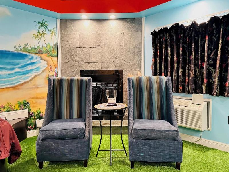 Inn Of The Dove Harrisburg-hershey Romantic Suit image