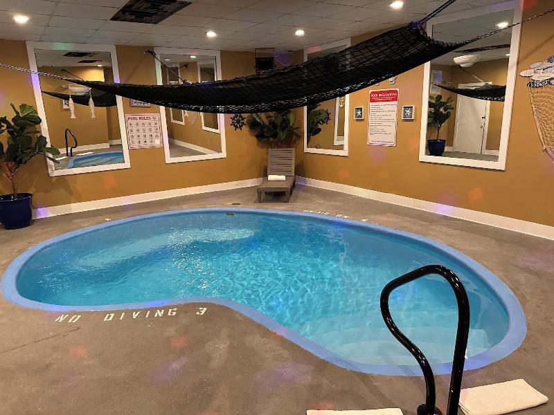 Inn Of The Dove Harrisburg-hershey Romantic Suit image