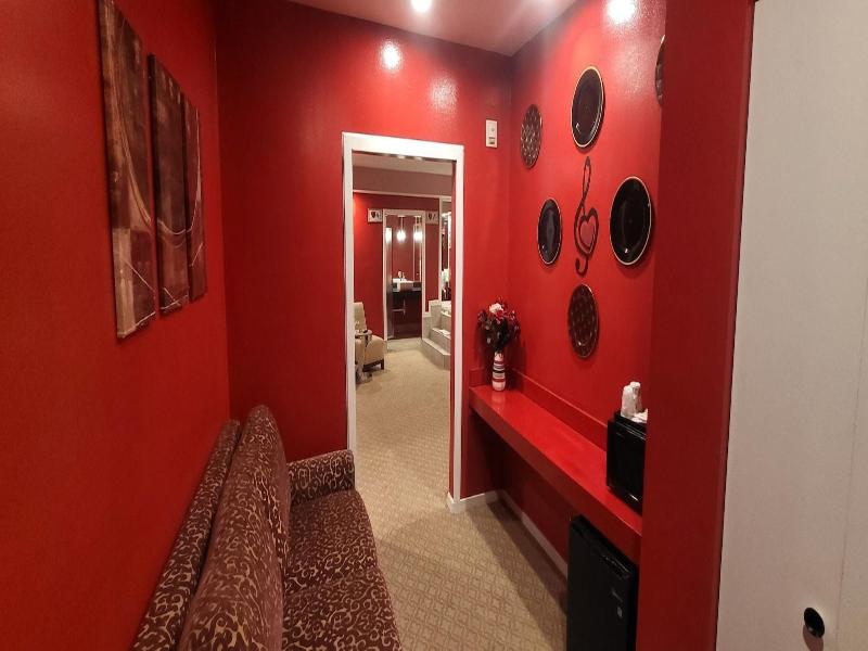 Inn Of The Dove Harrisburg-hershey Romantic Suit image