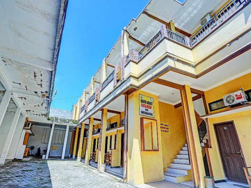 Oyo Life 92321 Abiyan Villa Homestay Syariah image