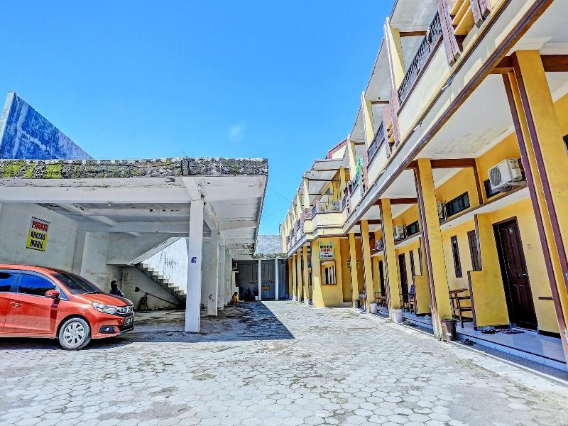 Oyo Life 92321 Abiyan Villa Homestay Syariah image