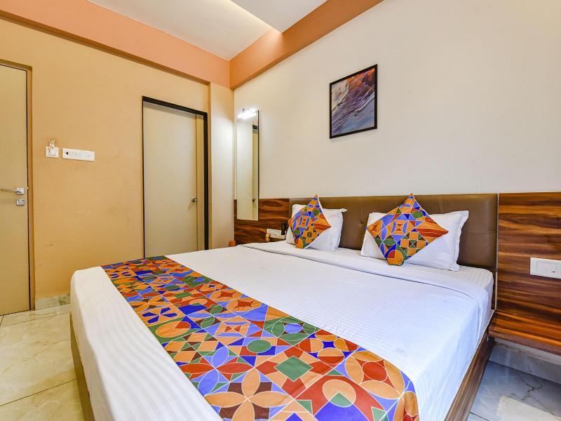 Fabhotel Peak Stay image