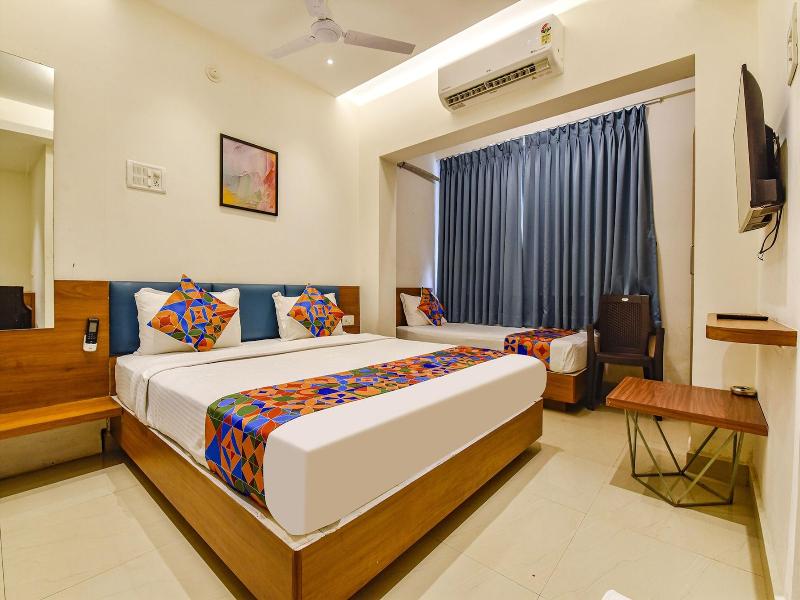 Fabhotel Peak Stay image