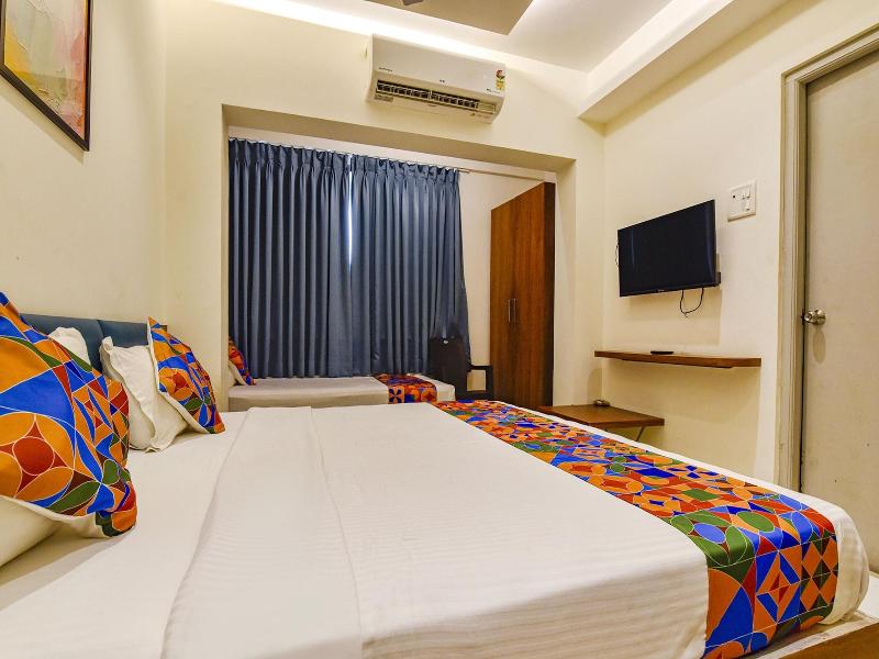 Fabhotel Peak Stay image