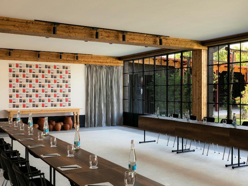 Esquisse Boutique Hotel image