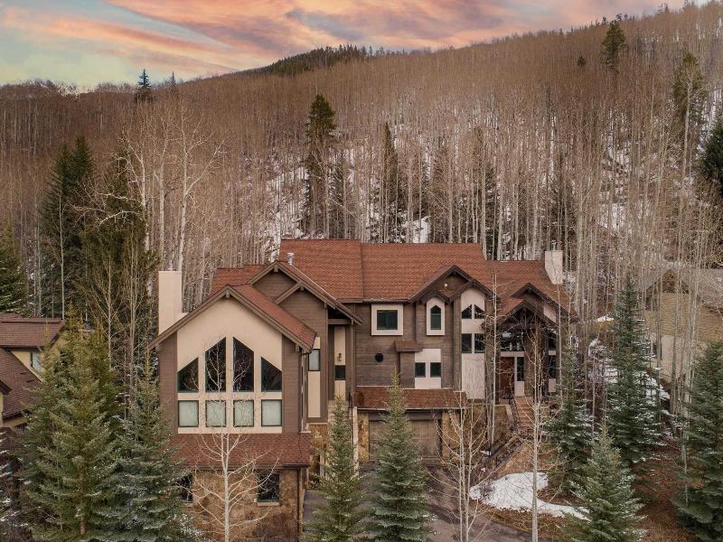 Highline By Avantstay Breathtaking Mountain Home