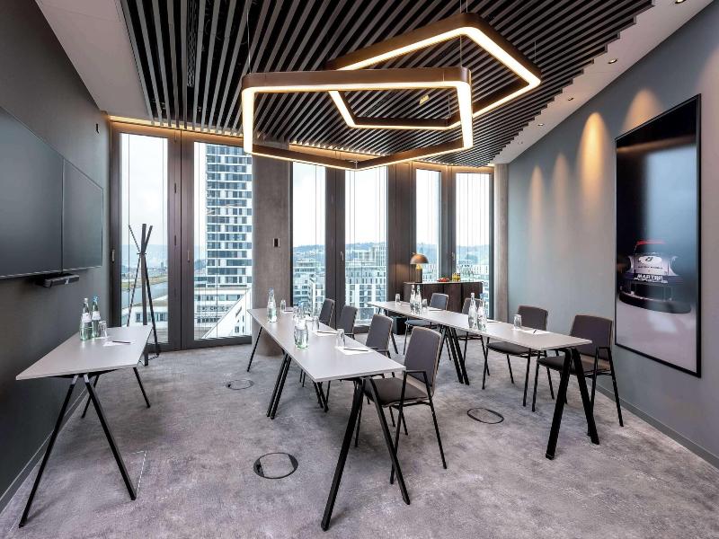 Radisson Blu Hotel At Porsche Design Tower Stutt image