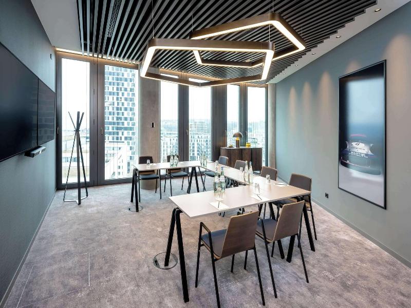 Radisson Blu Hotel At Porsche Design Tower Stutt image