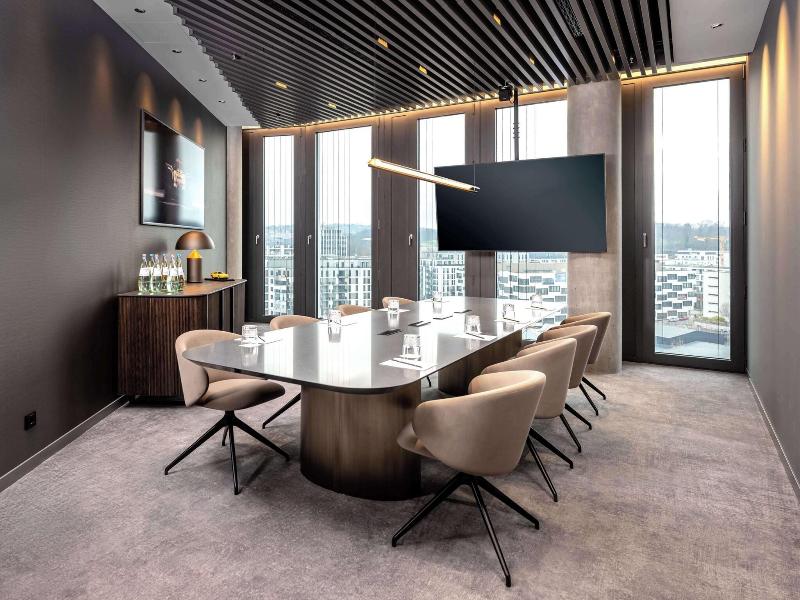 Radisson Blu Hotel At Porsche Design Tower Stutt image