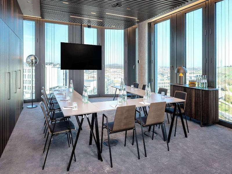 Radisson Blu Hotel At Porsche Design Tower Stutt image