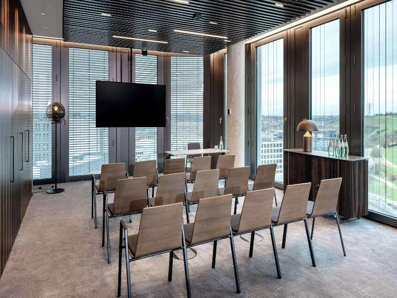 Radisson Blu Hotel At Porsche Design Tower Stutt image