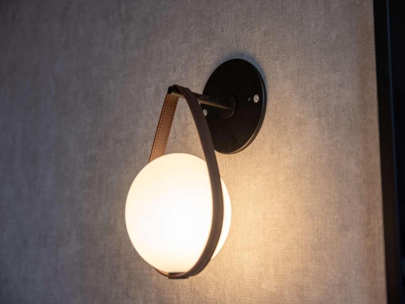 Radisson Blu Hotel At Porsche Design Tower Stutt image