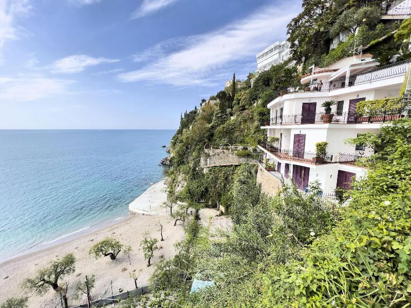 Due Relais - Panoramic Sea View Suites — general view