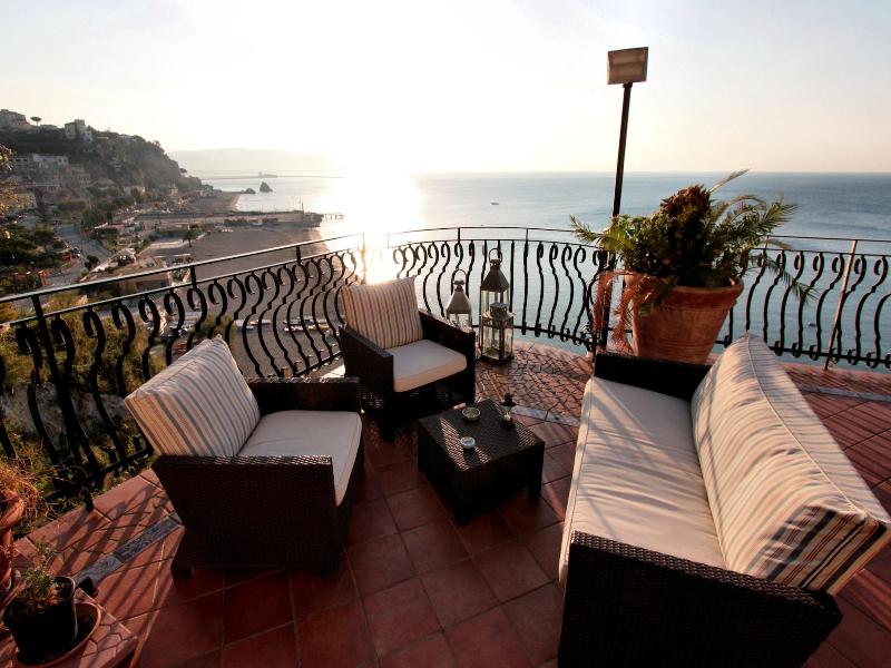 Due Relais - Panoramic Sea View Suites image