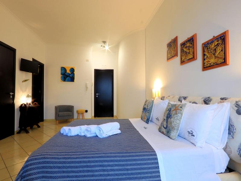Due Relais - Panoramic Sea View Suites image