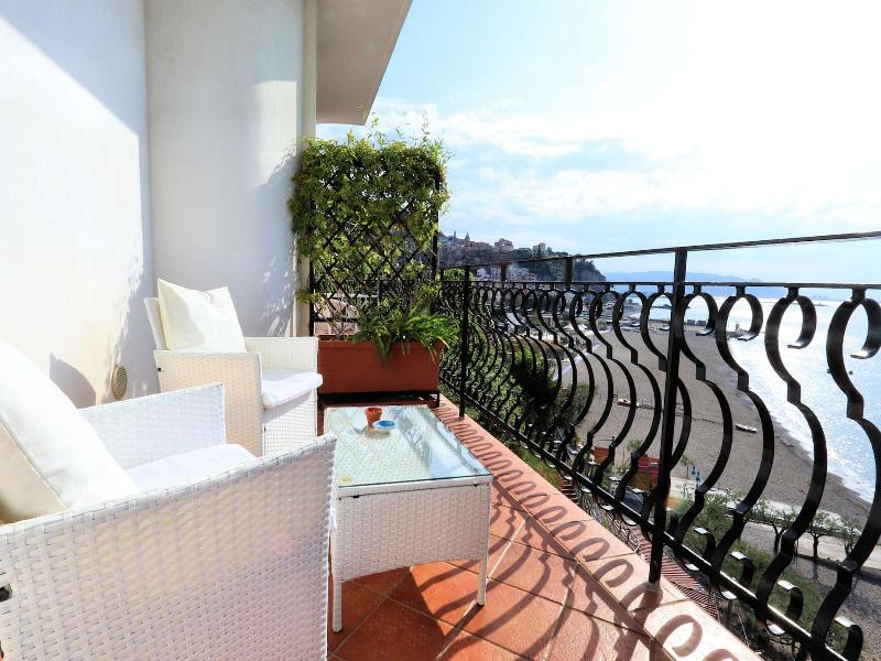 Due Relais - Panoramic Sea View Suites image