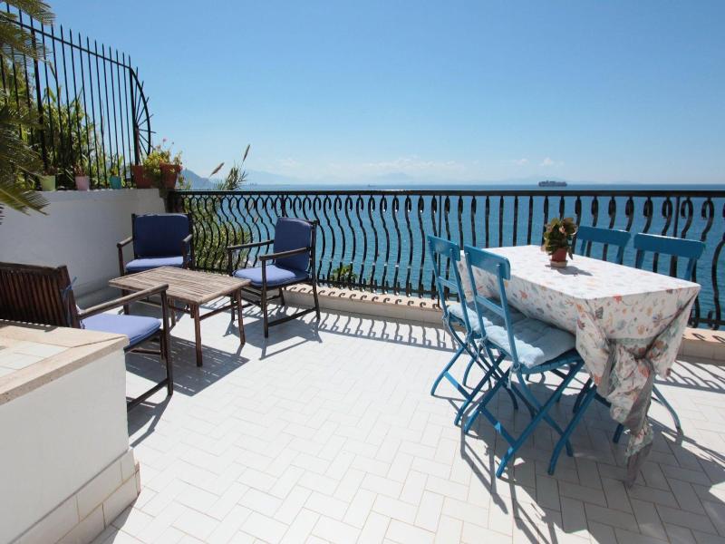 Due Relais - Panoramic Sea View Suites image