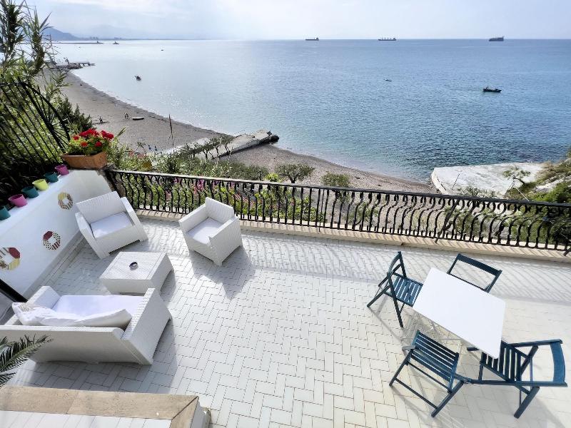 Due Relais - Panoramic Sea View Suites image