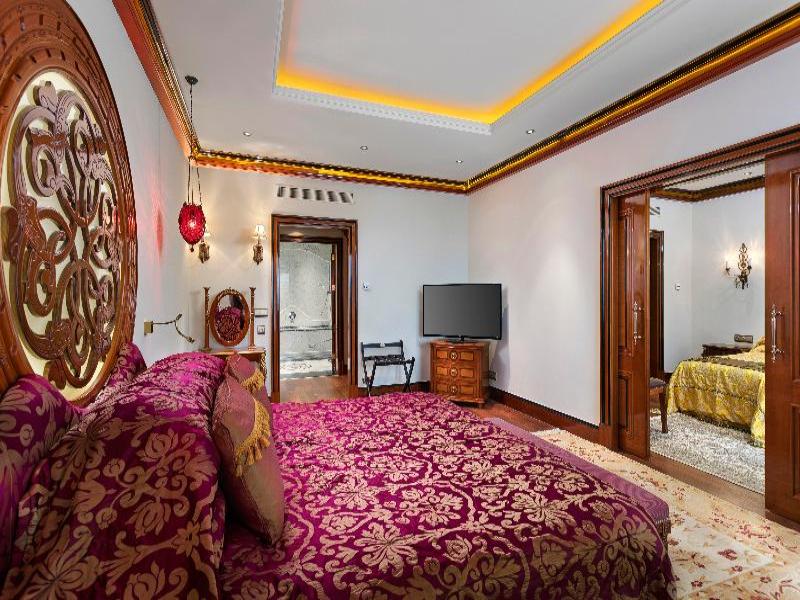Mardan Palace image