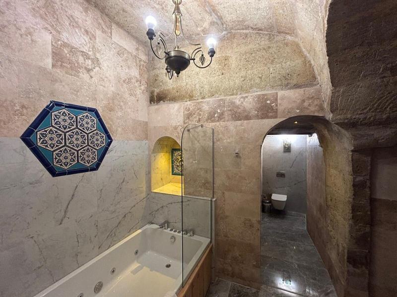 1860 Kadievä° image