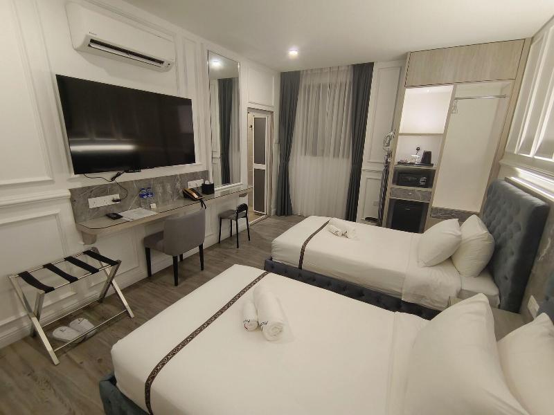 Frazel Heritage Hotel  image
