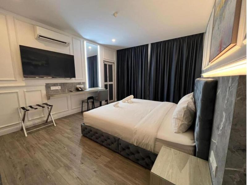 Frazel Heritage Hotel  image